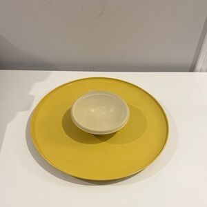 Vintage Tupperware Chip 'N Dip serving set, "Harvest Gold" & "Almond".